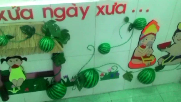 Trang trí lớp học mầm non - góc cổ tích
